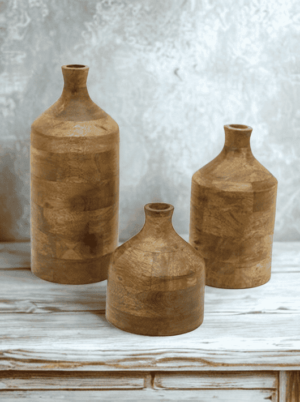 ואזה עץ מנגו בגוון טבעי