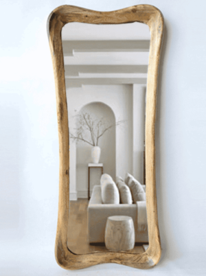 מראת גוף אמורפית מעץ מנגו טבעי