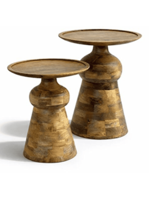 שולחן צד מעוצב מעץ בגוון טבעי