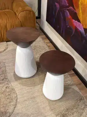 זוג שולחנות צד מעוצבים דגם